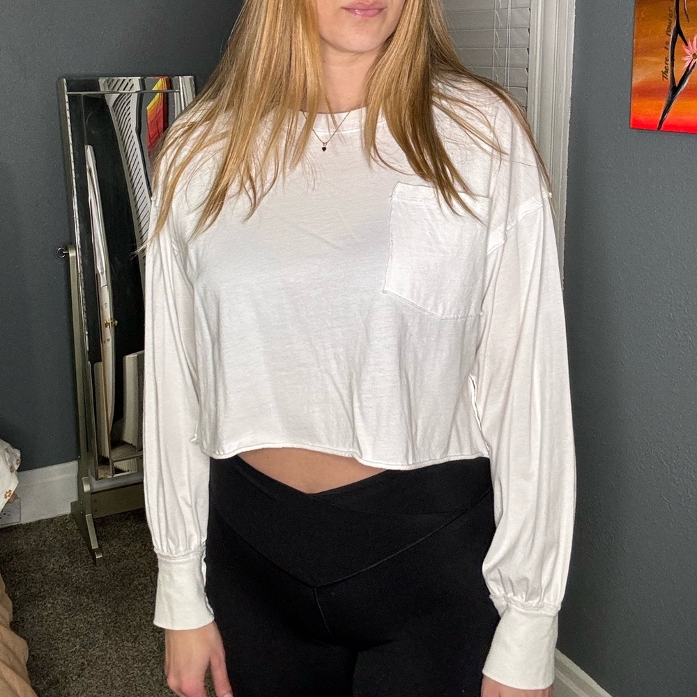 White Free People Long Sleeve Cropped Tee — Large